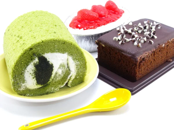 Strwberry cheesecake green tea roll cake and chocolate cak — Stock Photo, Image