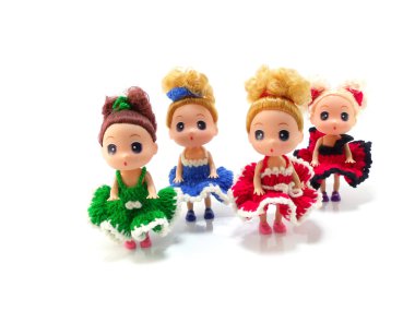 Bebek kız sevimli bebek renkli örgü elbise ile