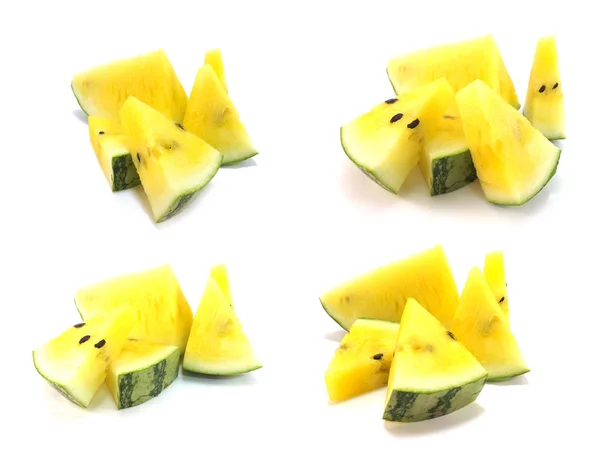 Gele watermeloen geïsoleerd op witte achtergrond — Stockfoto