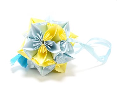 Origami birim çiçekleri