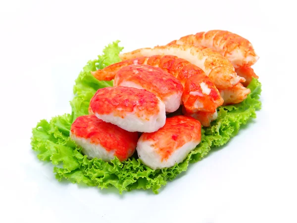 虾和孤立的白色背景上的生菜 — 图库照片