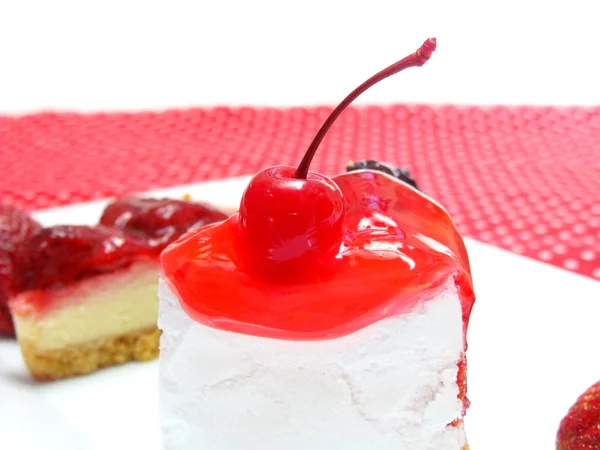 Frutas de fresa en la colección blanca — Foto de Stock