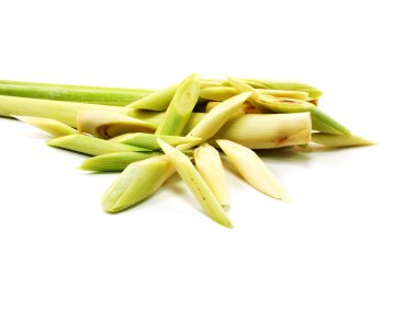 Beyaz arka planda taze limon çimeni