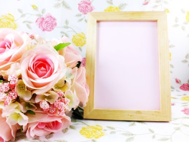 Güzel çiçek dekorasyon ve uzay yazmak için boş alan