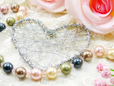 Sevgililer günü kalp ve gül çiçek arka plan ile