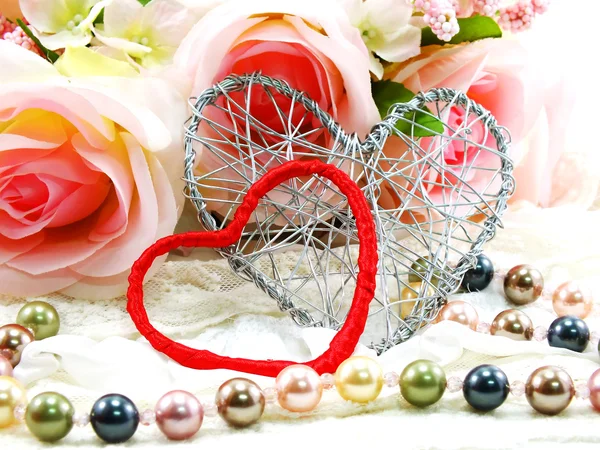 Sevgililer günü kalp ve gül çiçek arka plan kavramı ile — Stok fotoğraf