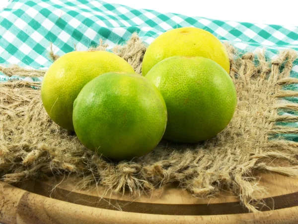 Taze limon meyve seçici odak ayarla — Stok fotoğraf