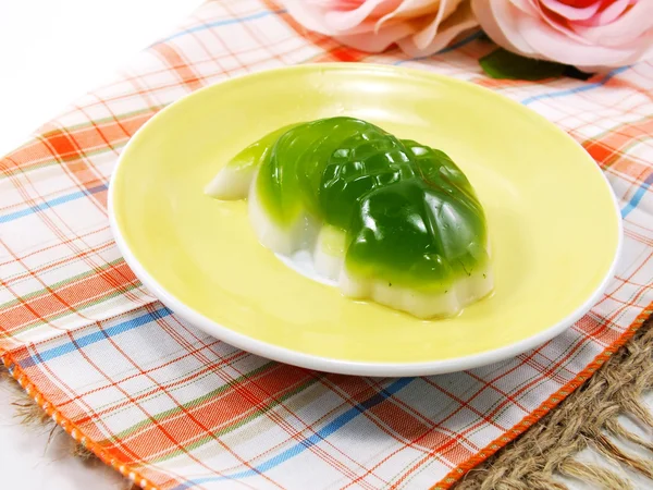 Caseiro verde pandan e leite de coco geleia pandan geléia peixe — Fotografia de Stock
