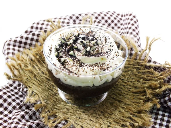 Brown chocolate cupcake with chocolate sprinkles — Stock Photo, Image