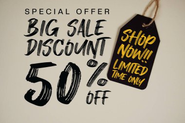 Büyük indirim% 50 indirimli Fiyat etiketli Sınırlı Zaman Dükkanı