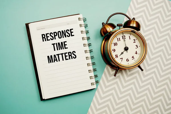 Yanıt Zamanı Önemli olan alarm saati ile not defterine yazılan metin