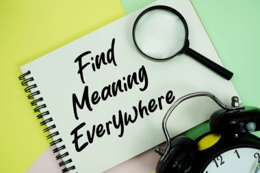 Not defterine yazılan her yerde Pastel arkaplanda alarm saati olan Anlamı Bul