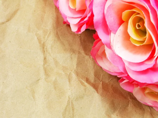 用人工粉红玫瑰纸张纹理背景 — 图库照片