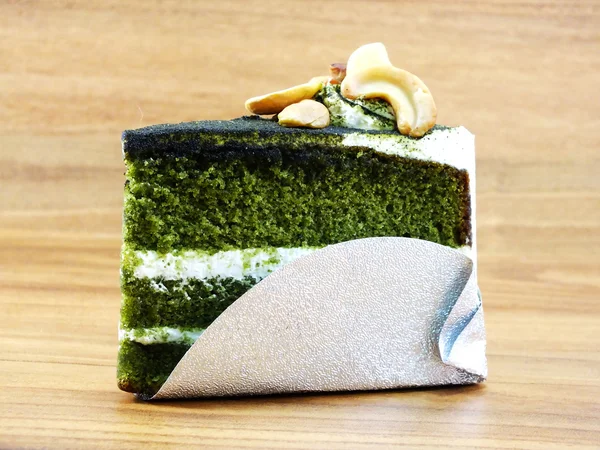 Japanese matcha green tea cake and cream — Stock Photo, Image