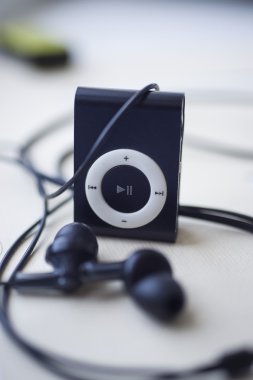 müzik çalar ve kulaklıklar