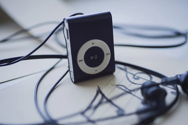 müzik çalar ve kulaklıklar