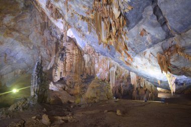 Paradise cave (Dong Thien Duong) at Quang Binh province, Vietnam
