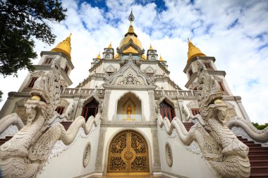 Hochiminh City, Vietnam - 02 thng 7, 2015: Landscape of Buu Long Buddhist temple in Ho Chi Minh City, Vietnam This temple at Long Binh ward t, district 9 in Hochiminh city, Vietnam