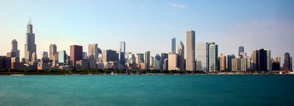 Chicago skyline as viewed from Solidarity Drive.