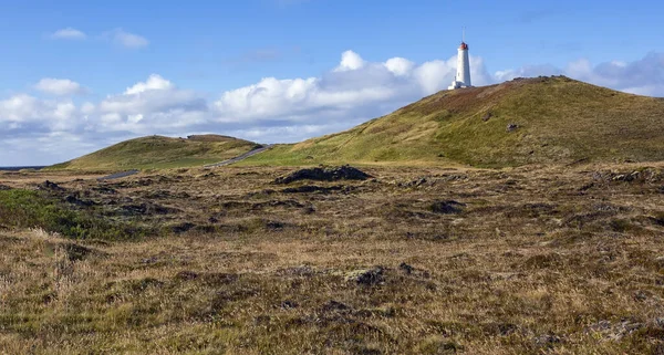Reykjanes deniz feneri, İzlanda 'nın güneybatısında yer alıyor..