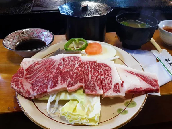 Japanska wagyu kobe eller miyasaki japan stora nötkött och dyra — Stockfoto