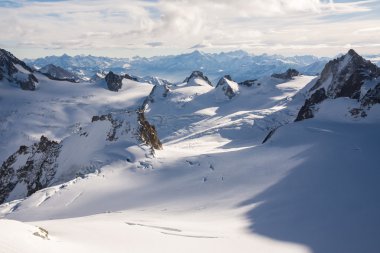 Aiguille du Midi üstündeki epik sahne