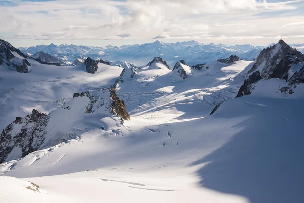 Paesaggio epico in cima all'Aiguille du Midi — Foto Stock
