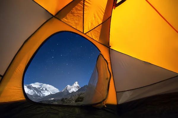 Camping under stjärnorna — Stockfoto