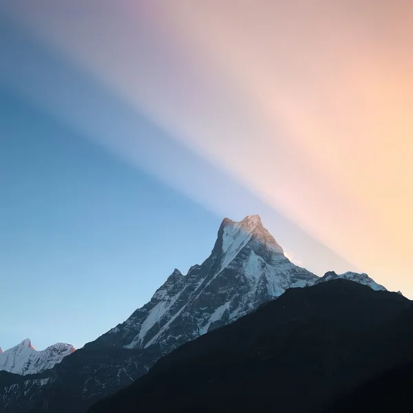 Sunrise in Himalayas — Stock Photo, Image