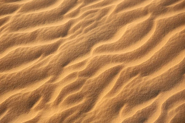 Ondas na areia — Fotografia de Stock