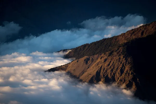Över havet av moln — Stockfoto