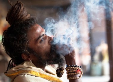 Sigara Sadhu, Nepal