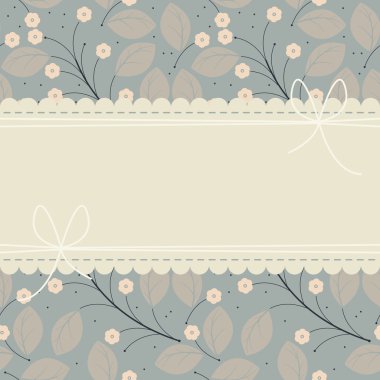 Çiçekler, yapraklar ve dantel çerçeve ile şık düğün davetiyesi