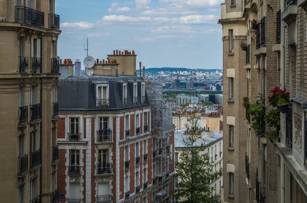 Vistas ao longo das ruas de Paris — Fotografia de Stock