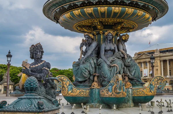 Vedute lungo le strade di Parigi — Foto Stock