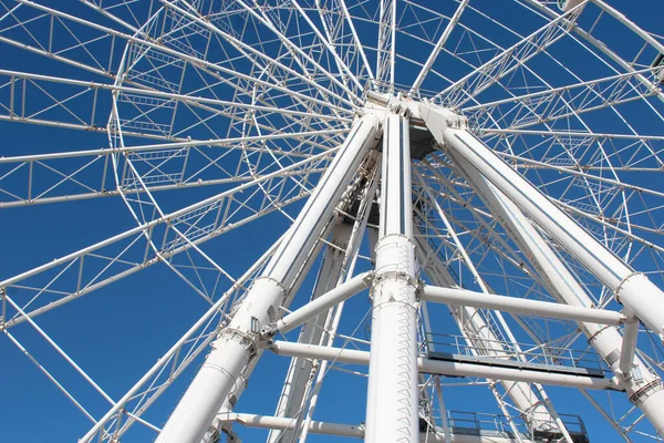 Carrousel Dans Parc Attractions Ferris Roue — Photo