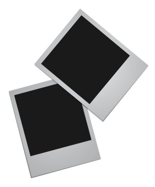 Beyaz arkaplanda iki polaroid kart