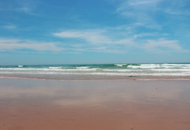 Plaj fotoğrafının NIce resmi