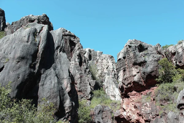 Kaya dağının NIce görüntüsü