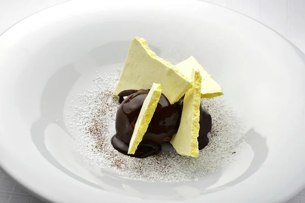 Dessert Chocolate Cream with Meringue 2 — Stock Photo, Image