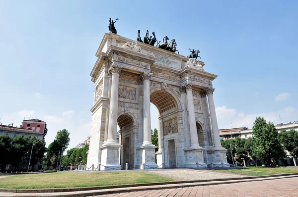 Milan - Arch av fred — Stockfoto