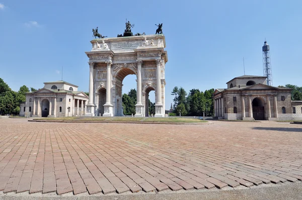 Milan - Arch av fred — Stockfoto