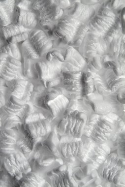 Polistiren ambalaj cips