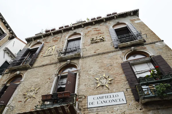 Dettaglio Vecchia Casa di Venezia — Foto Stock