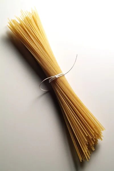 Spaghetti of whole wheat flour — Stock Photo, Image