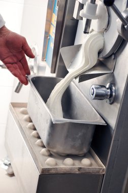 Dondurma makinesi üretim detay