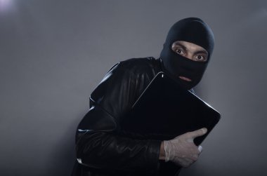Hırsız, hırsız, hacker