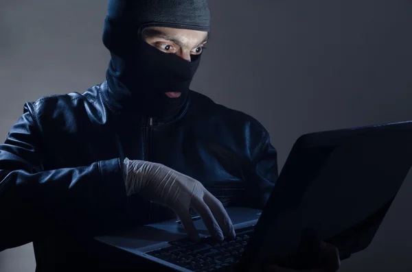 Hacker, burglar, thief — Stock Photo, Image