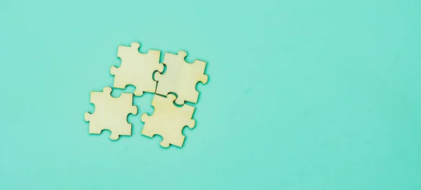 Wooden Blank Puzzle Jigsaw Pieces Arrangement Paper Teamwork Success Strategy — Foto de Stock