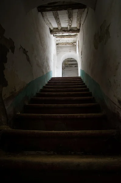 Casa abandonada —  Fotos de Stock